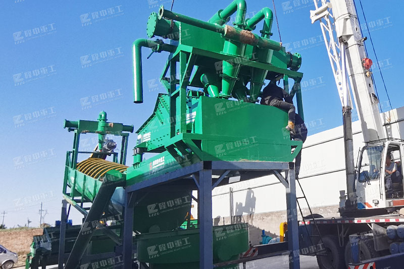 脫水型細(xì)砂回收機現(xiàn)場
